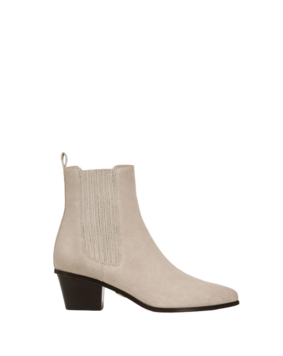 Certainly! Heres an optimized title with descriptive modifiers for the product:

Stylish Alina Womens Suede Ankle Bootie
