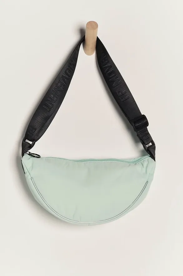 Bulls Eye Sling Bag Pistachio
