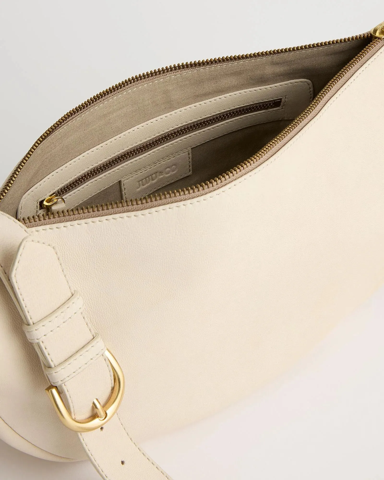 Shasta Sling Bag - Ivory